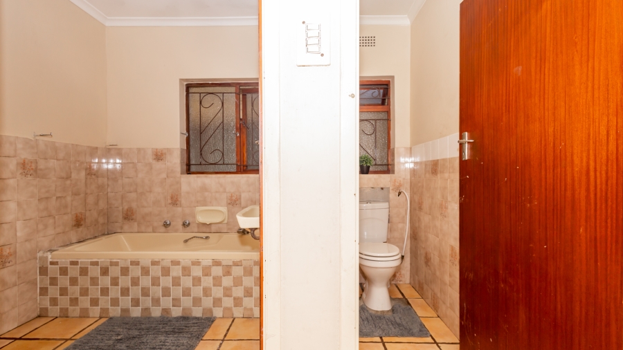 3 Bedroom Property for Sale in Riverton Western Cape